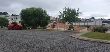Casa à Venda No Condomínio Ybaté
