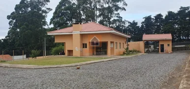 Casa à Venda No Condomínio Ybaté