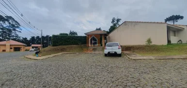Casa à Venda No Condomínio Ybaté