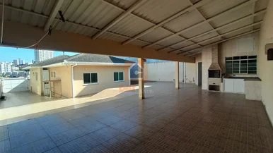 Casa à Venda Em Jardim Carvalho