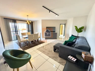 Apartamento à Venda Na Região Central 