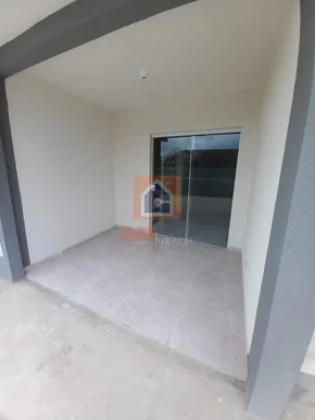 Sobrado à Venda Em Contorno