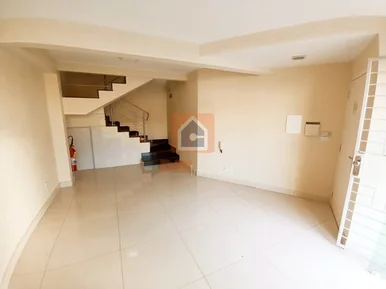 Imóvel Comercial Para Locação Em Região Central! 