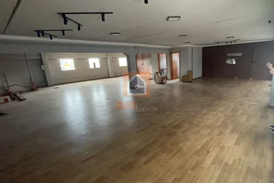 Sala Comercial Superior No Bairro De Uvaranas