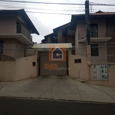 Sobrado A Venda Em Uvaranas