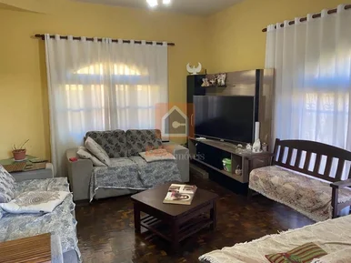 Casa à Venda Em Uvaranas