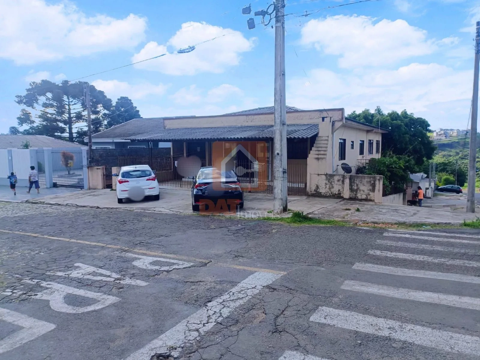 Sala Comercial Para Locação No Bairro Uvaranas 