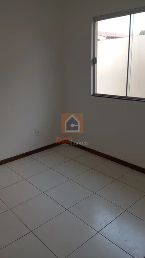 Casa Semimobiliada Para Locação Na Palmeirinha