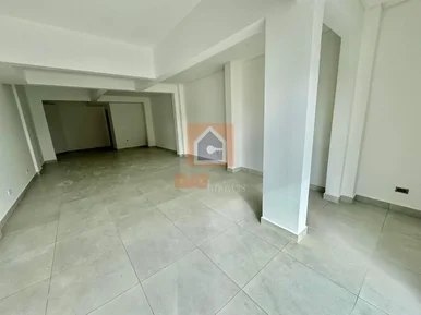 Sala Térrea Comercial à Venda Em Uvaranas