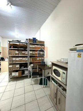 Imóvel Comercial à Venda Na Região Central 