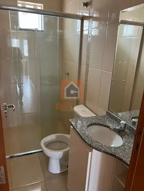 Excelente Sobrado á Venda No Bairro Neves