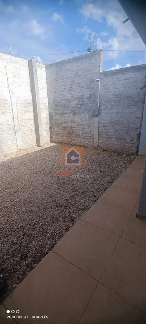 Casa à Venda No Bairro Cará-cará 