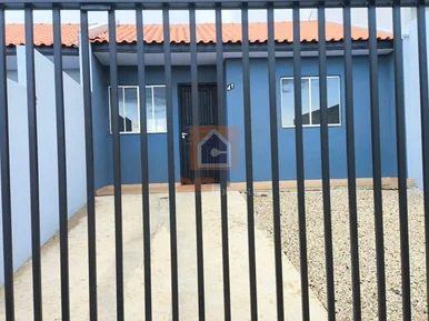 Casa à Venda No Bairro Cará-cará 