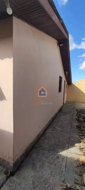 Casa à Venda No Bairro Neves 