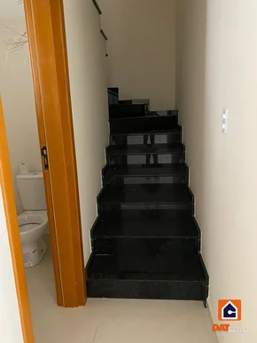 Sobrado à Venda Em Estrela