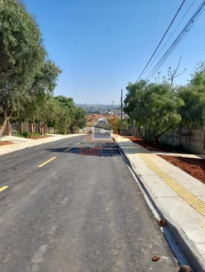 Terreno à Venda No Bairro Cará-cará