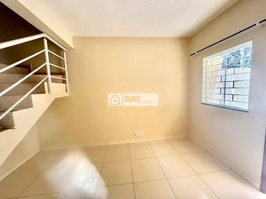 Sobrado Para Locação Em Uvaranas