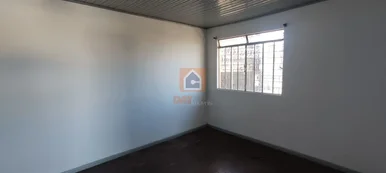 Casa Para Locação No Bairro Boa Vista