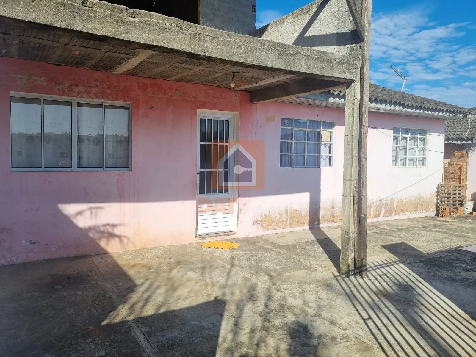 Casa à Venda No Bairro Contorno 