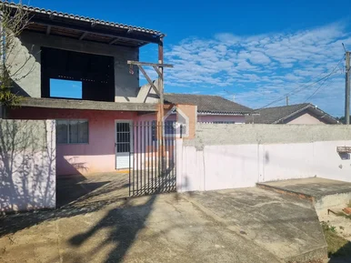 Casa à Venda No Bairro Contorno 