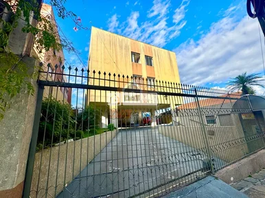 Apartamento Mobiliado Para Locação No Centro