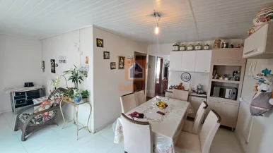 Casa Para Locação Em Uvaranas 
