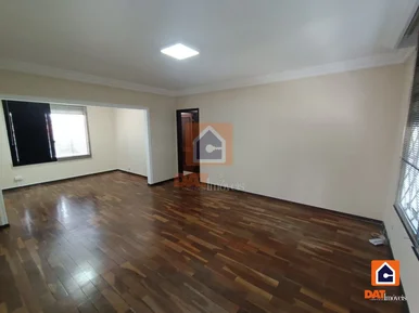 Casa à Venda Semimobiliada Jardim Carvalho