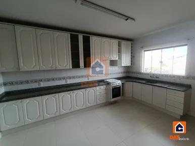 Casa à Venda Semimobiliada Jardim Carvalho