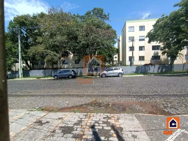 Casa à Venda Semimobiliada Jardim Carvalho