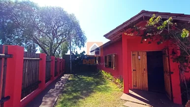 Casa Rústica à Venda Em Oficinas!