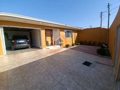 Casa à Venda No Bairro Cará-cará 