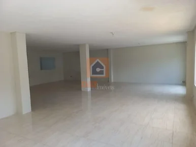 Imóvel Comercial à Venda No Bairro De Olarias 