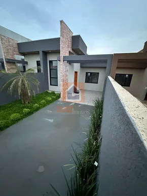 Casa à Venda No Bairro Cará-cará 