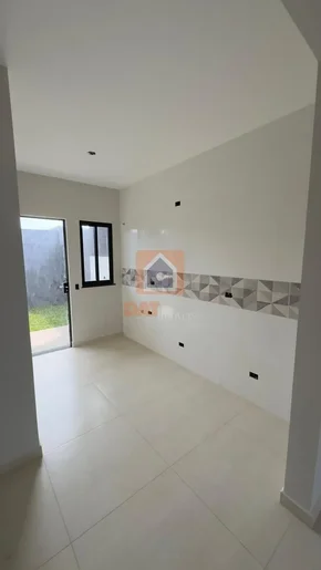 Casa à Venda No Bairro Cará-cará 