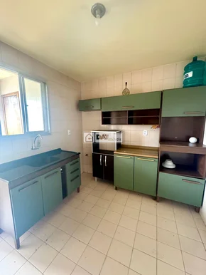 Apartamento Semimobiliado No Bairro Centro