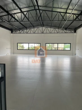 Barracão Para Locação Região Central!