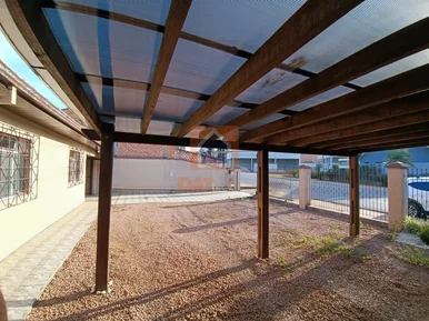 Casa à Venda Bairro Uvaranas