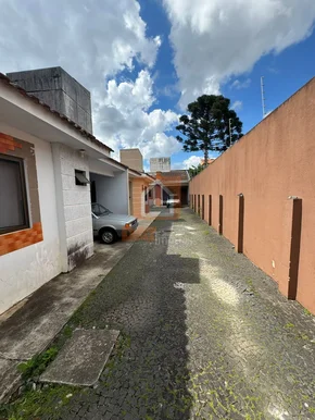 Casa Para Locação Em Uvaranas