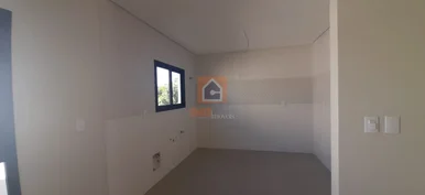 Triplex à Venda No Bairro De órfãs