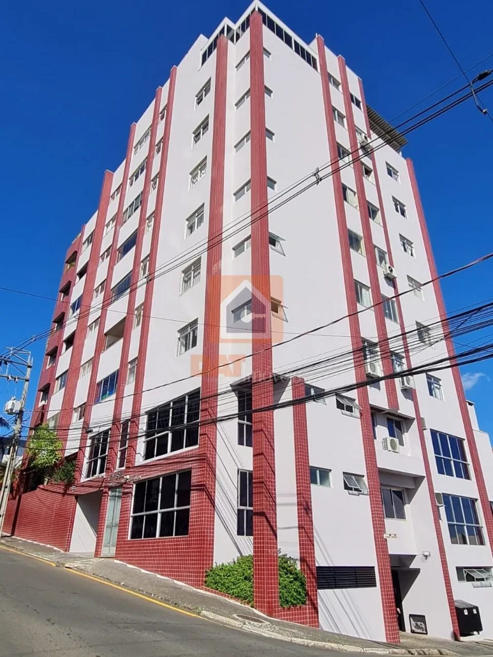 Apartamento Semimobiliado à Venda Centro