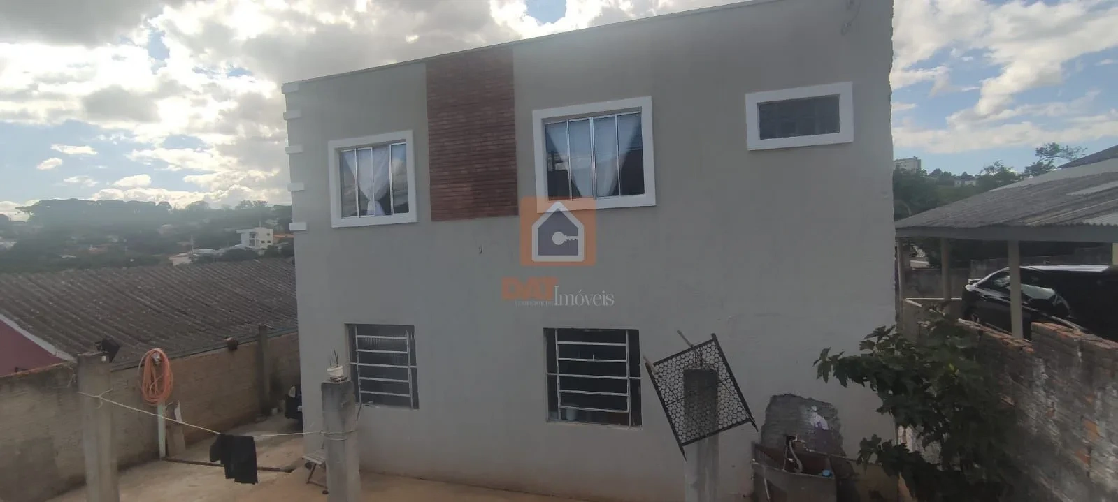 Sobrado à Venda No Bairro Contorno