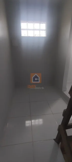 Sobrado à Venda No Bairro Contorno