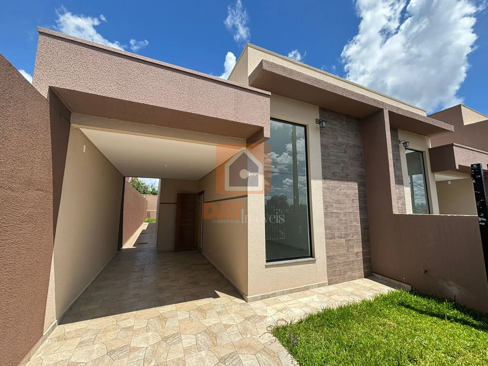 Casa à Venda Em Uvaranas