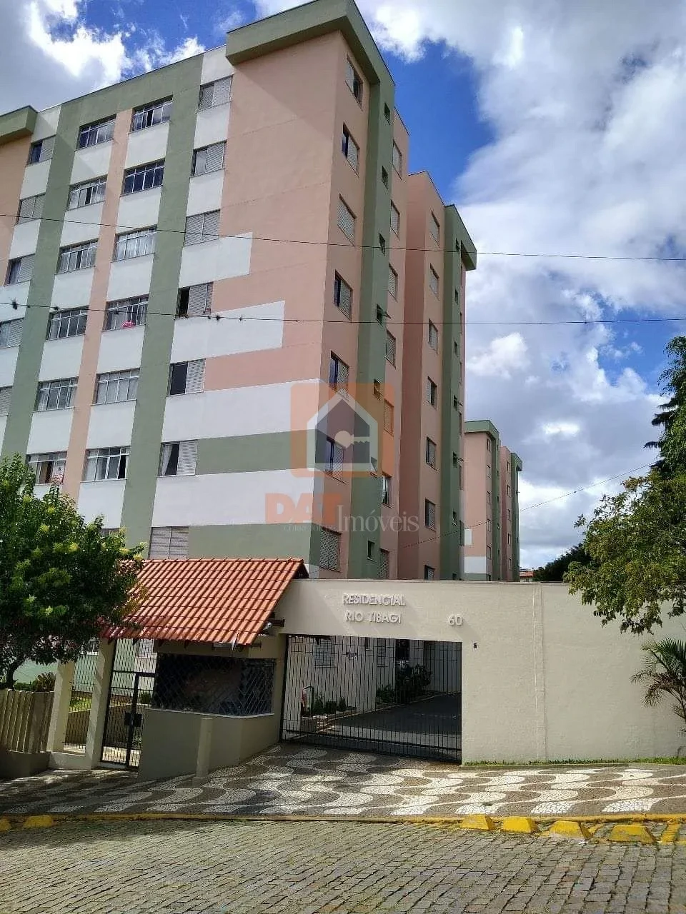 Apartamento Para Locação, No Residencial Tibagi, Bairro Estr