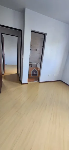 Apartamento Para Locação, No Residencial Tibagi, Bairro Estr