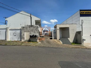 Casa Para Locação Em Uvaranas