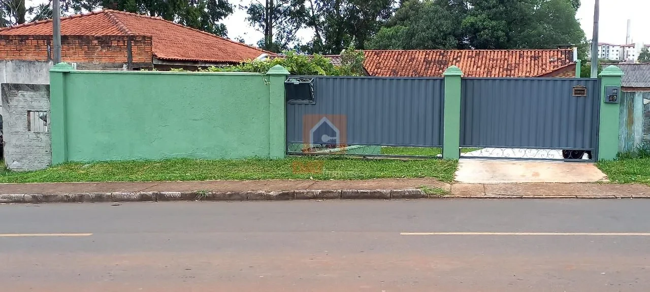 Casa à Venda No Bairro Uvaranas 
