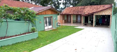 Casa à Venda No Bairro Uvaranas 