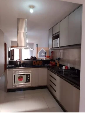 Casa à Venda No Condomínio Genésio Borsato