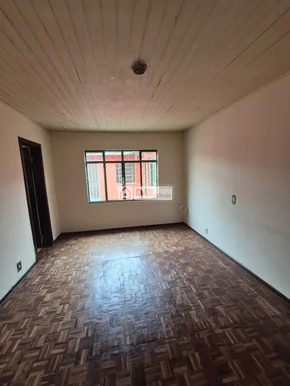 Casa á Venda No Nucleo Santa Terezinha